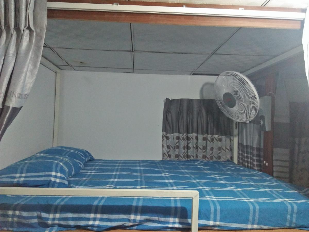 Kingfisher Hostel Anuradhapura Kültér fotó